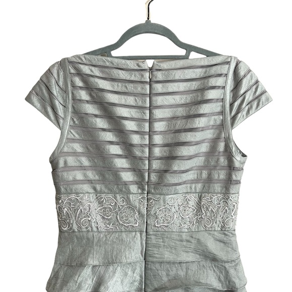 Adrianna Papell Silver Cap Sleeve Layered Gown Embellished Dress Size 6 - Picture 8 of 14